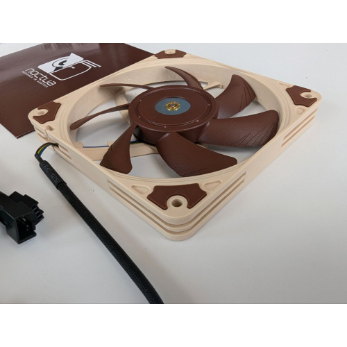 Вентилятор Noctua NF-A12X15-PWM 120x120x15